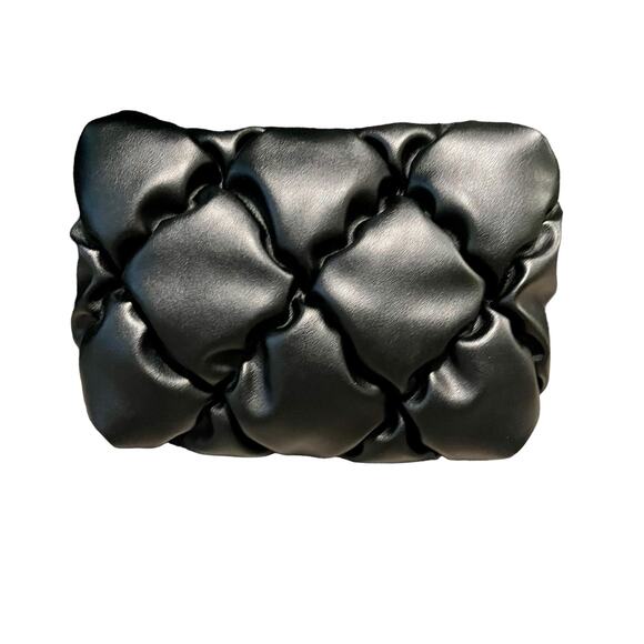 Jessica Simpson Elegant Quilted Black Shoulder Bag with Gold Chain Strap NWT - Picture 8 of 16